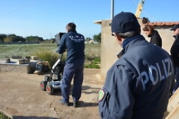 Ragusa, donna scomparsa dieci anni fa la Polizia cerca il cadavere nella casa del genero