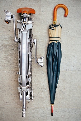 In arrivo la bici senza raggi, richiudibile in borsa e che si piega in un solo movimento