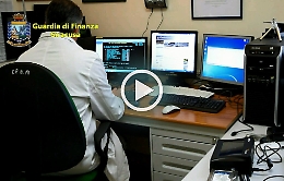Siracusa, clonavano carte di credito Sette arresti e perquisizioni in tutta Italia