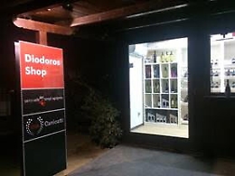 Furto di vini nella Valle dei Templi