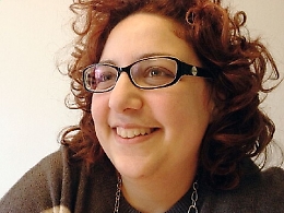 Il rapporto genitori-figli nell'era digitale: «Troppi mamme e papà demonizzano il mondo dei social e dei videogame»