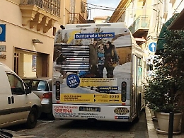 Caltanissetta, autobus urbani e camion devono imboccare la strettoia