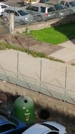 Catania:  via Borgetti, davanti la scuola materna