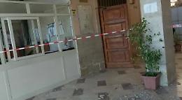 Giù una porzione di soffitto dall'atrio del Liceo Classico di Agrigento