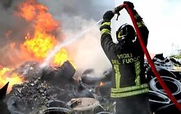 Sant'Agata, l'orgoglio dei vigili del fuoco: &laquo;E ora una via intitolata ai nostri colleghi caduti&raquo;