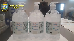 Coronavirus, sequestrati tra Ragusa, Catania ed Enna 4500 flaconi di sanificante "irregolare"