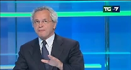 Incendio in studio nel TgLa7 e Mentana interrompe il telegiornale: «Non è uno scherzo»