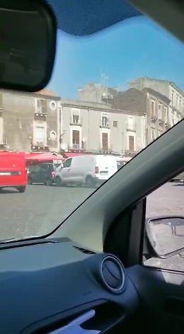 Aspettando la fine del lockdown, a Catania succede questo
