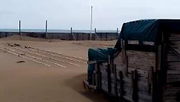 Nei lidi catanesi al via i lavori: «Ma senza linee guida è tutto incerto»