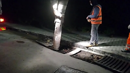 A Catania tombini e caditoie ripuliti con sistema Canaljet