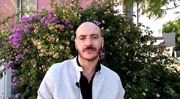 L'attore catanese Silvio Laviano: «Il mondo dello spettacolo chiede solo di lavorare»