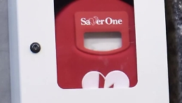 Catania, ecco il primo defibrillatore esterno: è disponibile in piazza Teatro Massimo