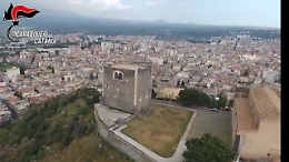 &laquo;P&igrave;gghia i soddi, r&agrave;pici a cassa e spicciati!!! &hellip;&raquo; Rapinatori minorenni al supermercato di Patern&ograve;