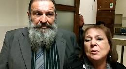 Gioielliere condannato per aver ucciso i banditi, la rabbia della moglie: «Questa non è giustizia»