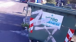 A Catania c'&egrave; un cassonetto... "fuori luogo"