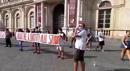 Catania. Presidio studentesco davanti al rettorato: stop alla tassa per gli "irregolari"