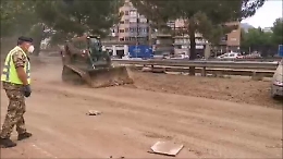 Palermo, arriva l'Esercito per liberare Viale Regione Siciliana dal fango