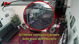 Misterbianco: la video-trappola dei carabinieri all'estorsore
