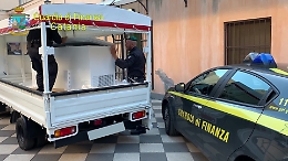 Catania, il video della marijuana nascosta nel congelatore