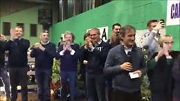 Salvini come in una fiction: la registrazione fa cilecca, e la scena degli applausi va ripetuta