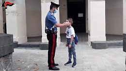 Primo giorno di scuola a Catania, controlli sulle norme anti Covid: il video dei carabinieri