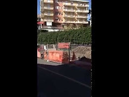 Via Sgroppillo, ironia sul cantiere