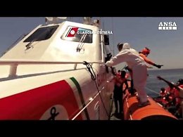 Soccorsi migranti nel canale di Sicilia