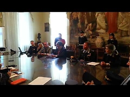 A Catania il passaporto... subito