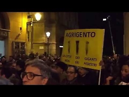 Agrigento, il video del corteo contro i consiglieri