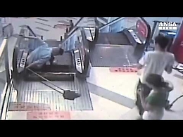 Cina, scala mobile "killer" colpisce ancora