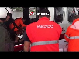 Guardia costiera salva pescatore