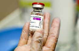 Morti sospette e malori: oggi in Sicilia gli ispettori del ministero a caccia di legami con AstraZeneca