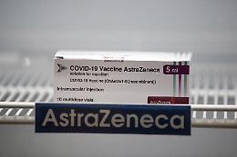 Astrazeneca, il caso della prof di Messina morta di trombosi studiato ad Amsterdam