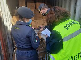 Gli altoparlanti cinesi spacciati per italiani sequestrati nel porto di Palermo