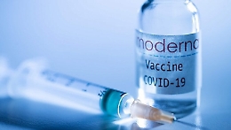 La Sicilia fa il carico di vaccini: in arrivo 162.500 fiale di Moderna