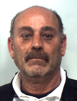 Militello, evade dai domiciliari per acquistare le sigarette: arrestato