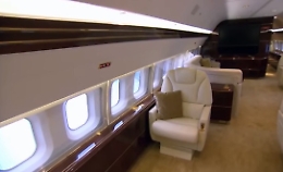 Il Boeing dorato di Trump in stato d'abbandono: riparazioni costano troppo