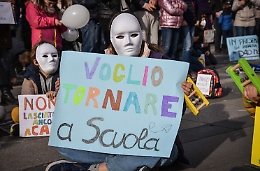 La scuola aperta non “spinge” l'epidemia: in Sicilia 0,22 gli alunni positivi