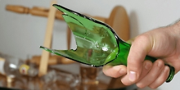 Caltanissetta, festa in zona rossa finisce in rissa a colpi di bottiglia