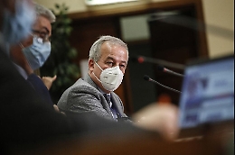 Covid, Sicilia resta in zona arancione
Incidenza dei casi tra i più bassi d'Italia