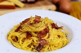 Il 6 di aprile è "Carbonara Day"; e adesso c'è anche il gelato