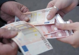 Sciacca, soldi per delle (false) assunzioni alle Poste: tre arresti