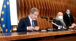 Covid, ora Nello Musumeci evoca
una "zona rossa" per tutta la Sicilia