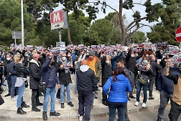 «Tagliati fuori»: a Palermo la rabbia di barbieri e parrucchieri
