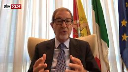 Musumeci: «Sicilia in ritardo sui vaccini? Perché negli anziani c'è psicosi»
