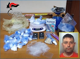 Catania, arrestato via Capo Passero con 300 gr di coca e 25 di crack