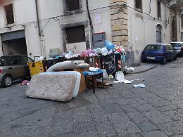 Catania: discarica in pieno centro storico