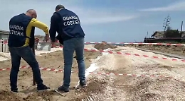 Campi di paddle non a norma alla Plaia di Catania: scatta il sequestro