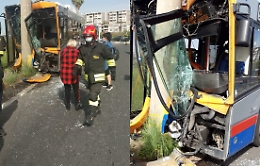 Catania, l'autobus si schianta contro un palo a Librino: 2 feriti gravi