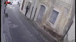 Francofonte, il topo d'appartamento ripreso dalla videosorveglianza finisce in carcere